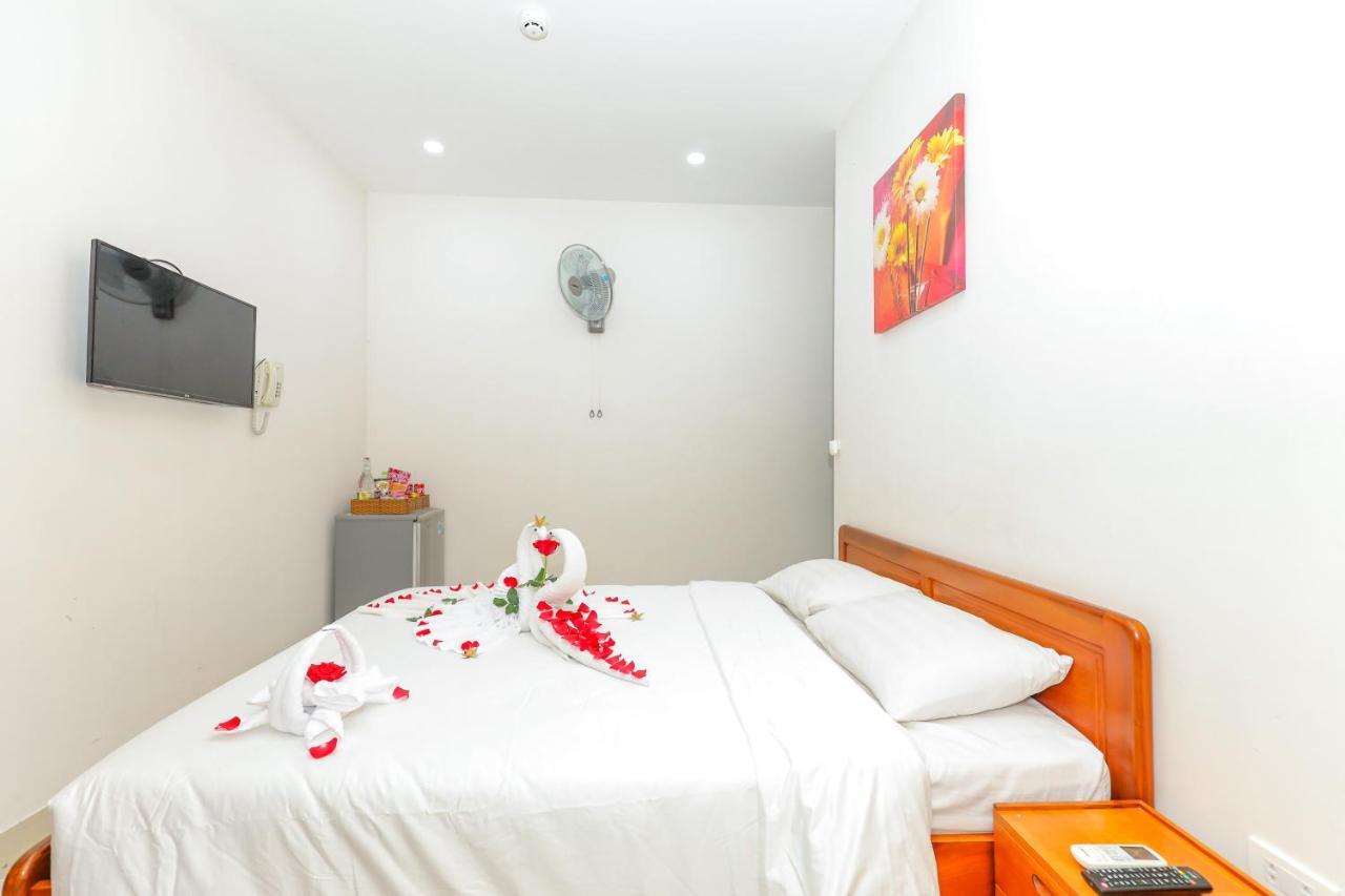 Khach San Ciao Quy Nhon Hotel Bagian luar foto