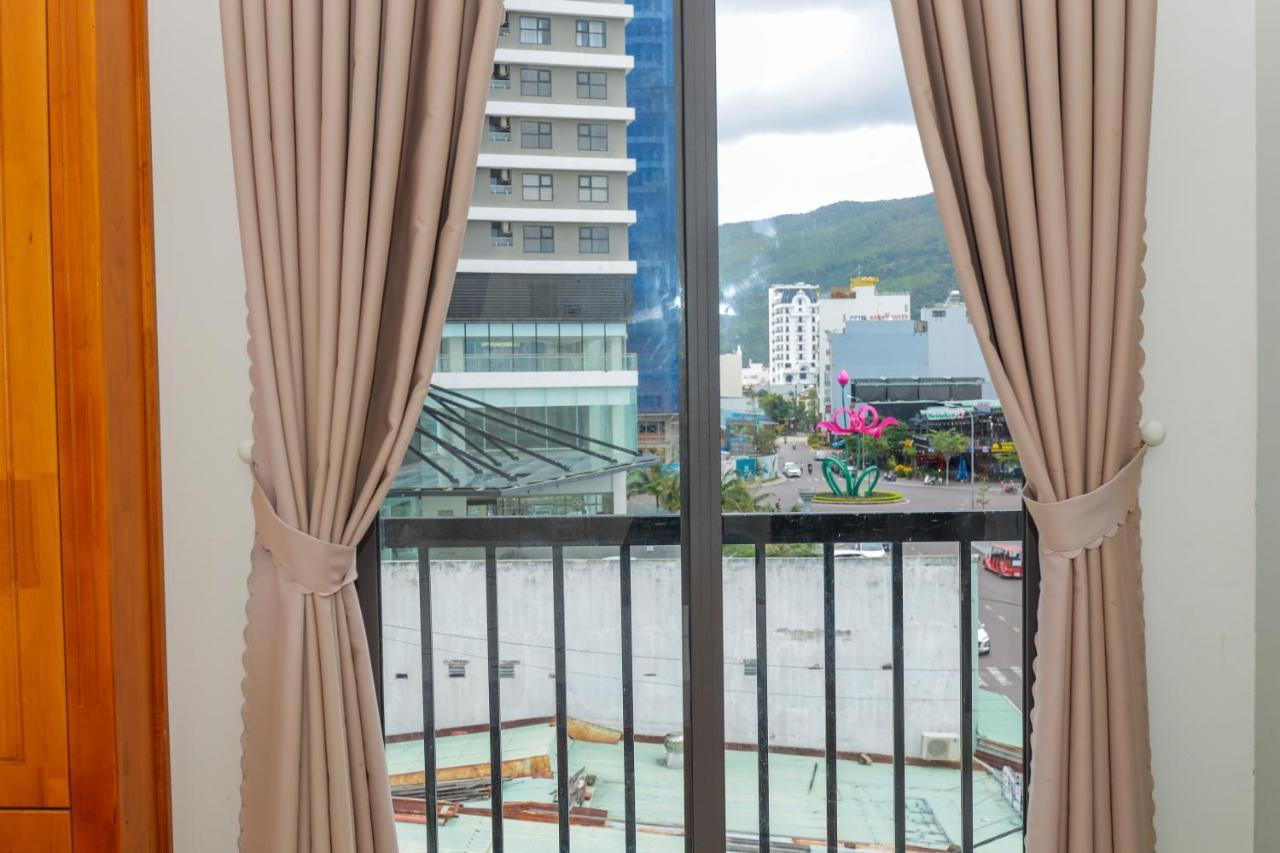 Khach San Ciao Quy Nhon Hotel Bagian luar foto