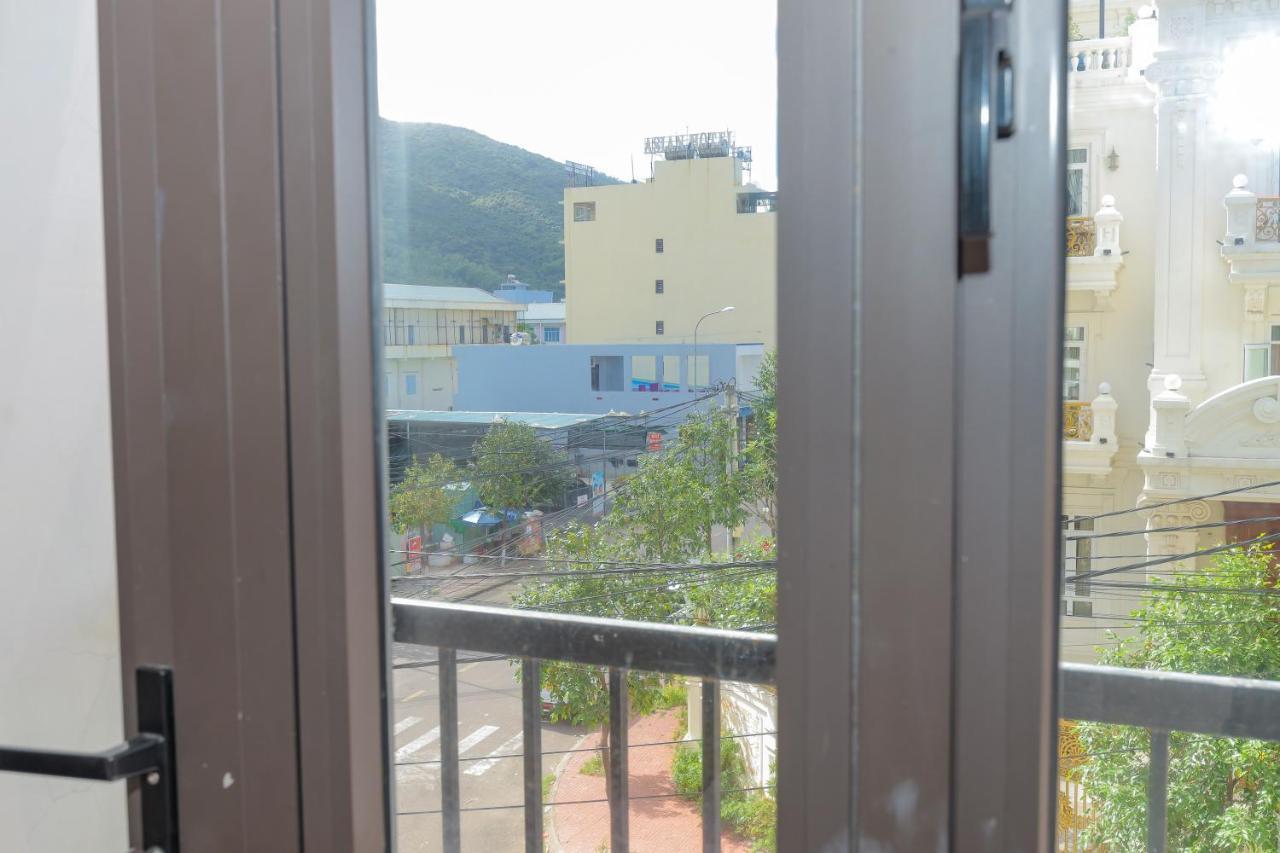 Khach San Ciao Quy Nhon Hotel Bagian luar foto