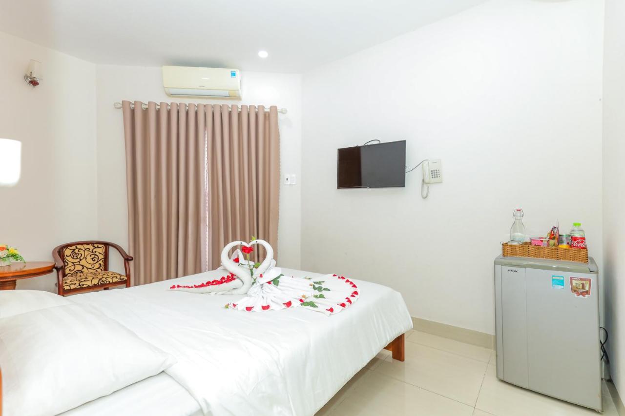 Khach San Ciao Quy Nhon Hotel Bagian luar foto