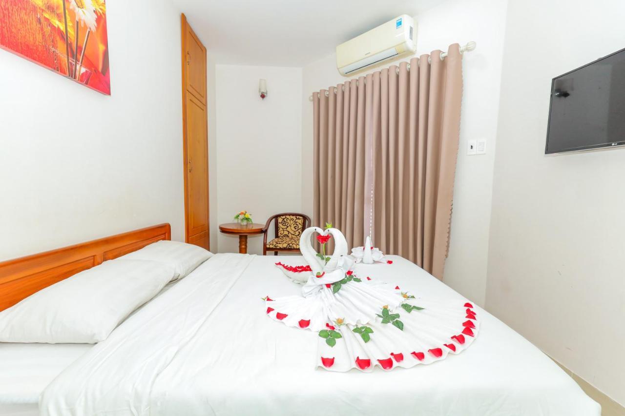 Khach San Ciao Quy Nhon Hotel Bagian luar foto