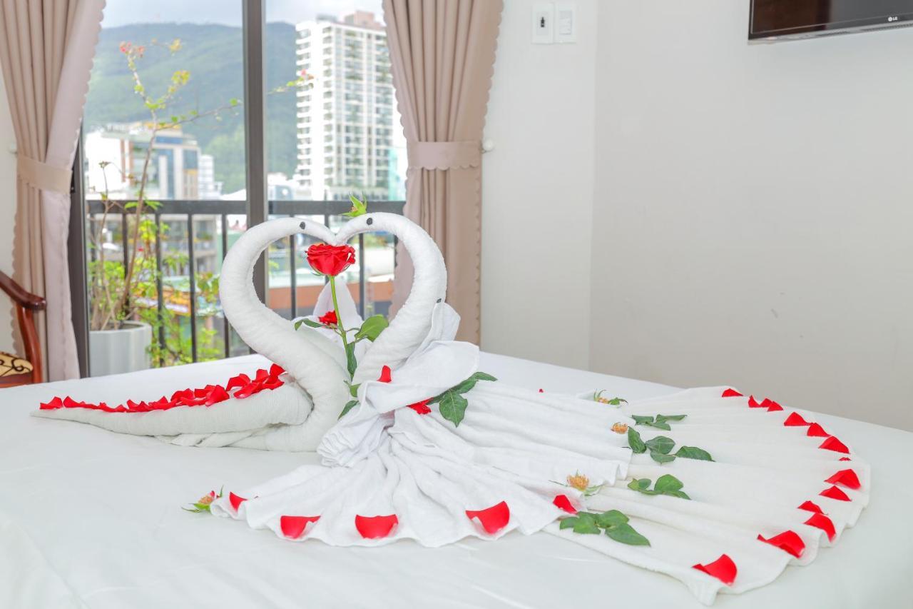 Khach San Ciao Quy Nhon Hotel Bagian luar foto