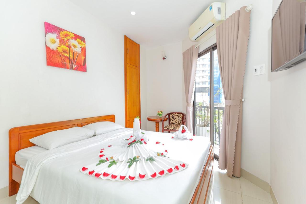 Khach San Ciao Quy Nhon Hotel Bagian luar foto